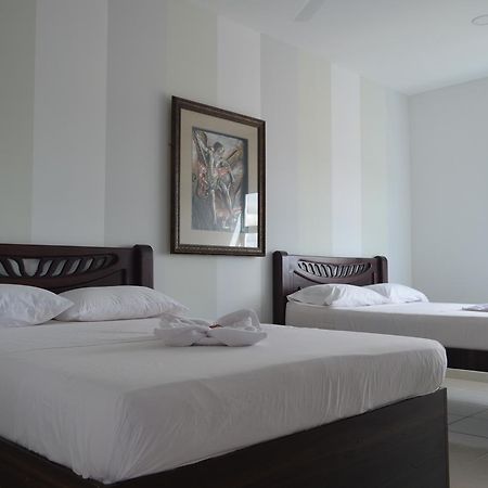 Hotel La Rotonda Caucasia Екстериор снимка