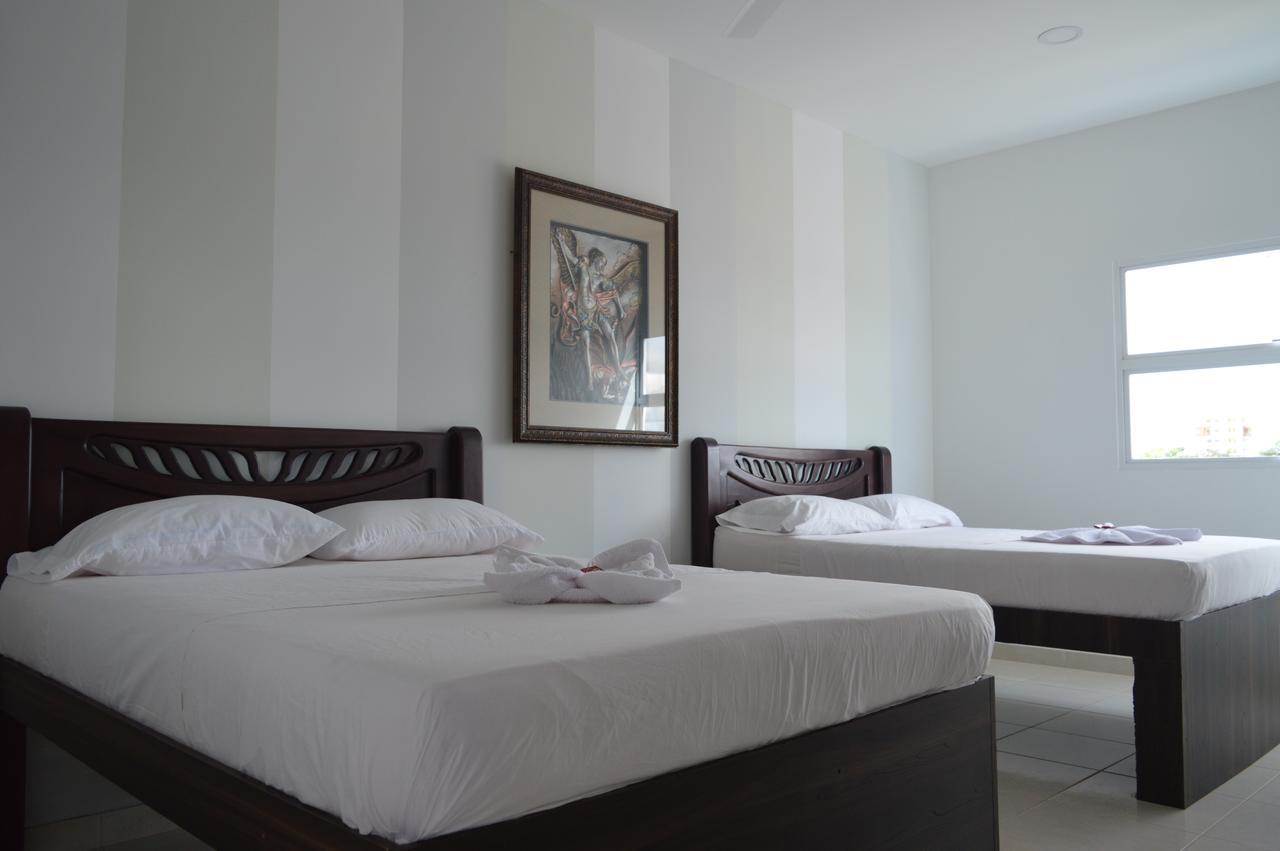 Hotel La Rotonda Caucasia Екстериор снимка